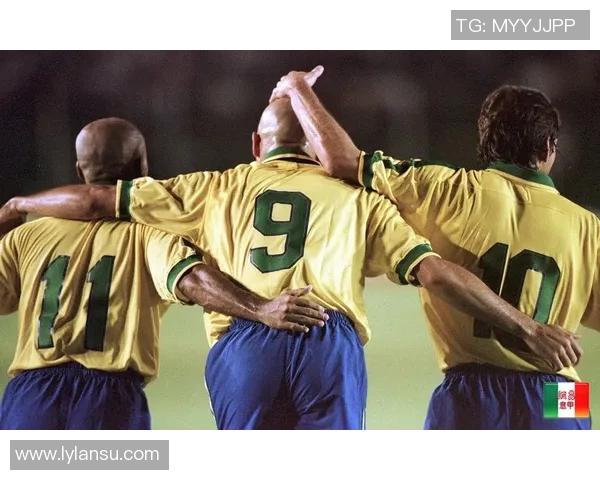 揭秘足坛巨星背后鲜为人知的人生故事与奋斗历程 揭秘足坛巨星背后鲜为人知的人生故事与奋斗历程